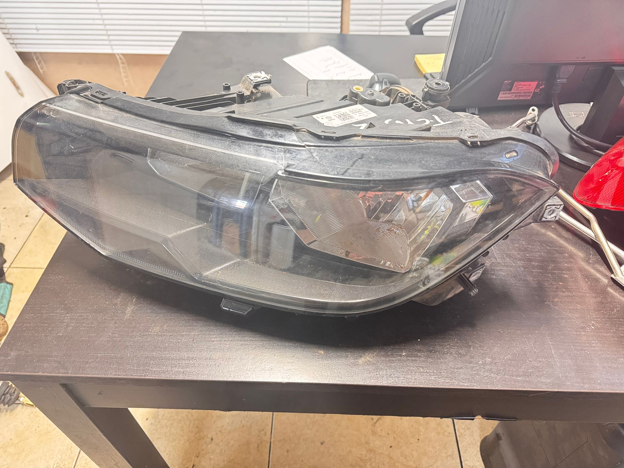 Headlight Left